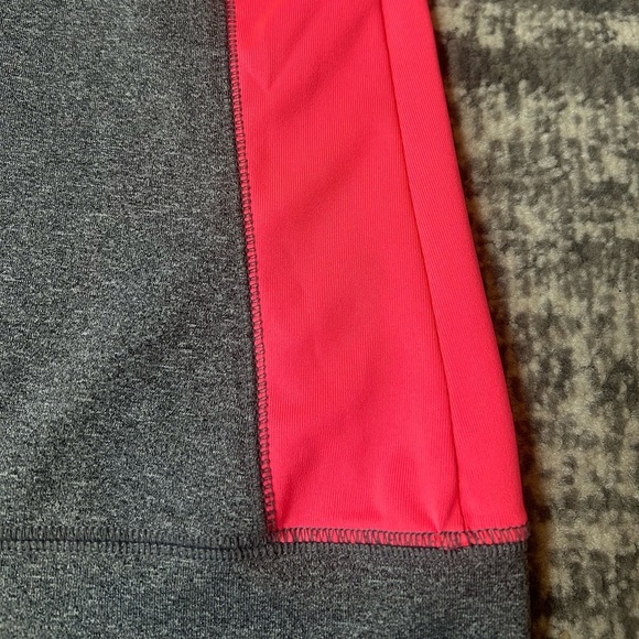 PINK by VS Ultimate Quarter Zip Athletic Pull-Over - Picture 7 of 9